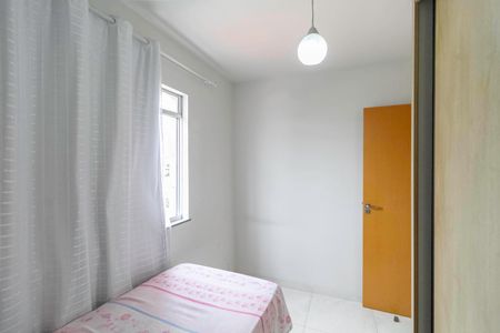 Apartamento à venda com 140m², 3 quartos e 1 vagaQuarto 2