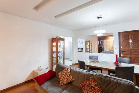 Apartamento à venda com 98m², 3 quartos e 2 vagas Apartamento à venda com 98m², 3 quartos e 2 vagasSala