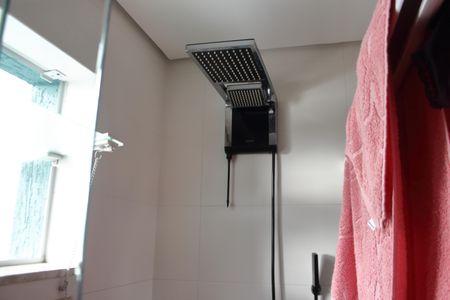 Casa à venda com 280m², 4 quartos e 3 vagasBanheiro da Suíte 1