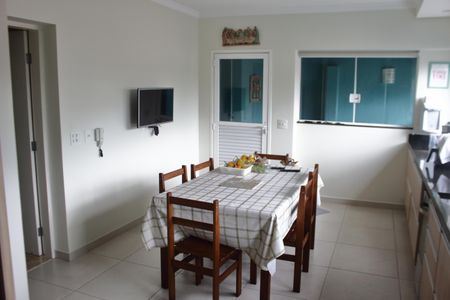 Casa à venda com 280m², 4 quartos e 3 vagasCozinha