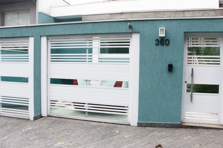 Casa à venda com 280m², 4 quartos e 3 vagasFachada