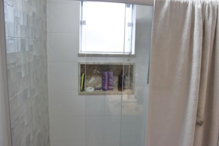 Casa à venda com 280m², 4 quartos e 3 vagasBanheiro da Suíte 2