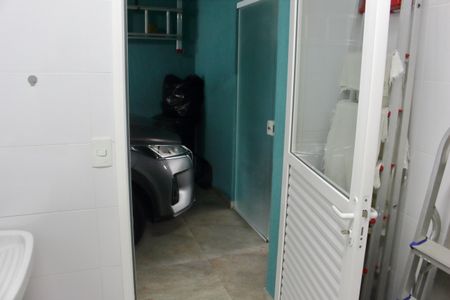 Casa à venda com 280m², 4 quartos e 3 vagasLavanderia