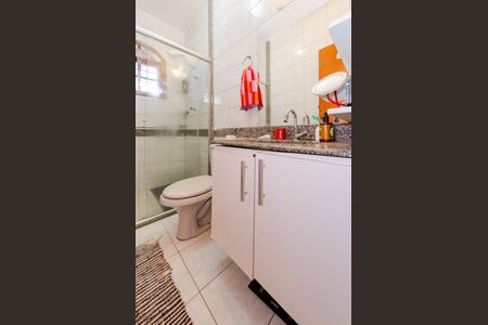 Casa à venda com 110m², 3 quartos e 2 vagas Casa à venda com 110m², 3 quartos e 2 vagasBanheiro