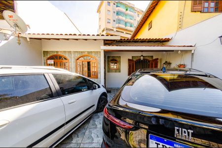 Casa à venda com 110m², 3 quartos e 2 vagas Casa à venda com 110m², 3 quartos e 2 vagasGaragem