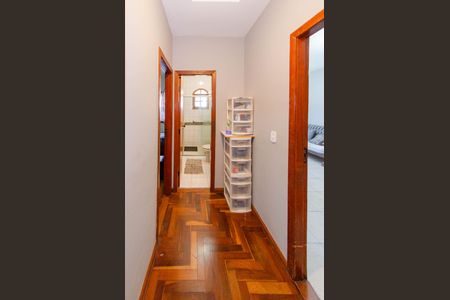 Casa à venda com 110m², 3 quartos e 2 vagas Casa à venda com 110m², 3 quartos e 2 vagasCorredor