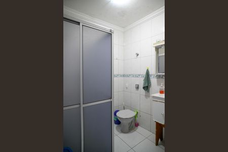 Casa à venda com 225m², 5 quartos e 2 vagas Casa à venda com 225m², 5 quartos e 2 vagasBanheiro Social