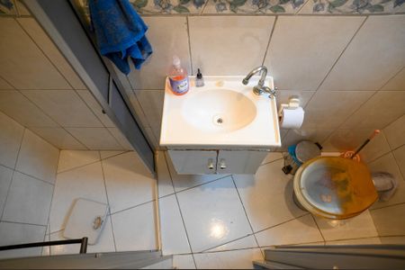 Casa à venda com 225m², 5 quartos e 2 vagas Casa à venda com 225m², 5 quartos e 2 vagasBanheiro da Suíte