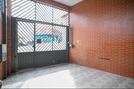 Casa à venda com 225m², 5 quartos e 2 vagas Casa à venda com 225m², 5 quartos e 2 vagasGaragem