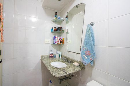 Apartamento à venda com 72m², 3 quartos e 1 vagaBanheiro social