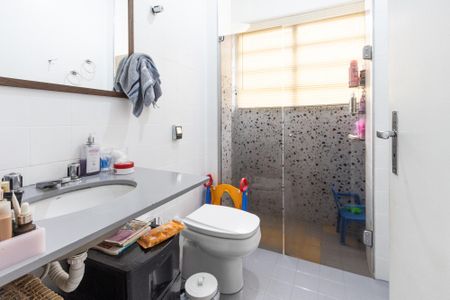 Apartamento à venda com 57m², 2 quartos e 1 vaga Apartamento à venda com 57m², 2 quartos e 1 vagaBanheiro