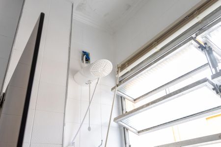 Apartamento à venda com 57m², 2 quartos e 1 vaga Apartamento à venda com 57m², 2 quartos e 1 vagaBanheiro