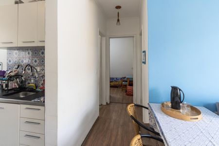 Apartamento à venda com 57m², 2 quartos e 1 vaga Apartamento à venda com 57m², 2 quartos e 1 vagaSala