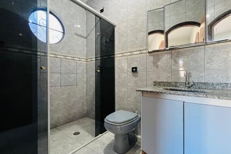 Casa para alugar com 181m², 3 quartos e 2 vagas Casa para alugar com 181m², 3 quartos e 2 vagasBanheiro da Suíte