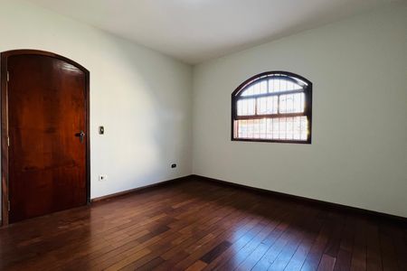 Casa para alugar com 181m², 3 quartos e 2 vagas Casa para alugar com 181m², 3 quartos e 2 vagasSuíte
