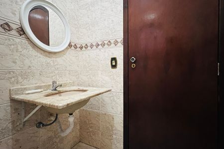 Casa para alugar com 181m², 3 quartos e 2 vagas Casa para alugar com 181m², 3 quartos e 2 vagasLavabo 1