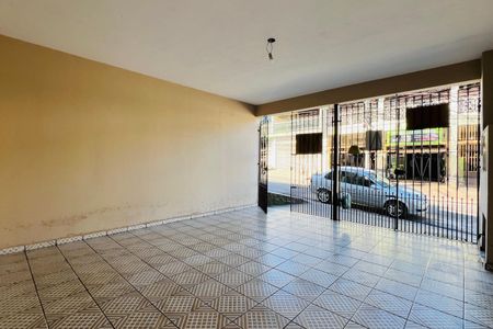 Casa para alugar com 181m², 3 quartos e 2 vagas Casa para alugar com 181m², 3 quartos e 2 vagasGaragem