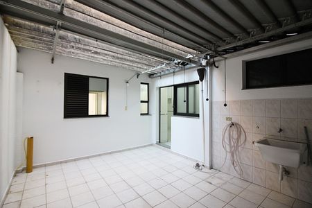 Apartamento para alugar com 165m², 3 quartos e 3 vagasÁrea de Serviço