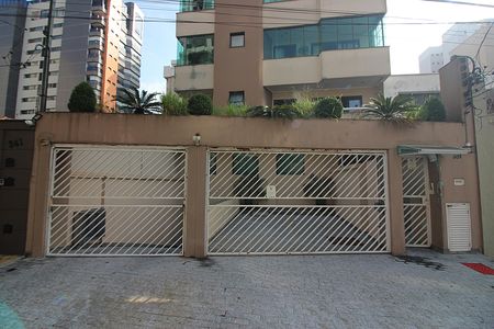 Apartamento para alugar com 165m², 3 quartos e 3 vagasFachada