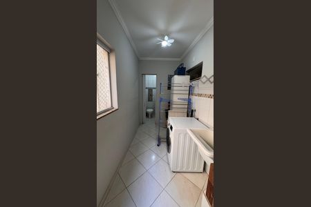 Apartamento à venda com 94m², 3 quartos e 2 vagas Apartamento à venda com 94m², 3 quartos e 2 vagasÁrea de Serviço