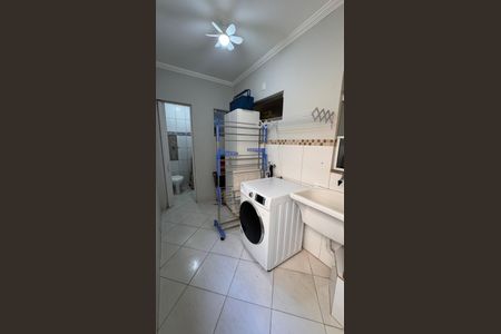 Apartamento à venda com 94m², 3 quartos e 2 vagas Apartamento à venda com 94m², 3 quartos e 2 vagasÁrea de Serviço