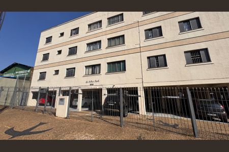 Apartamento à venda com 94m², 3 quartos e 2 vagas Apartamento à venda com 94m², 3 quartos e 2 vagasFachada