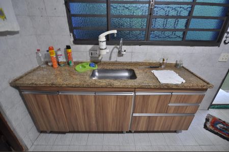 Casa à venda com 120m², 4 quartos e 2 vagasCozinha