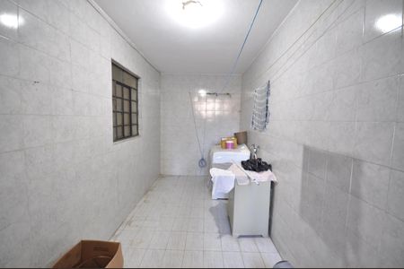 Casa à venda com 120m², 4 quartos e 2 vagasÁrea de Serviço 1