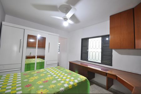 Casa à venda com 120m², 4 quartos e 2 vagasQuarto 2