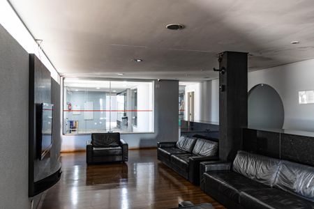 Apartamento à venda com 120m², 3 quartos e 2 vagas Apartamento à venda com 120m², 3 quartos e 2 vagasÁrea comum - Salão de festas