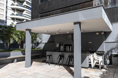 Apartamento à venda com 120m², 3 quartos e 2 vagas Apartamento à venda com 120m², 3 quartos e 2 vagasÁrea comum - Churrasqueira