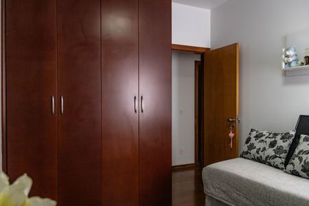 Apartamento à venda com 120m², 3 quartos e 2 vagas Apartamento à venda com 120m², 3 quartos e 2 vagasQuarto 1