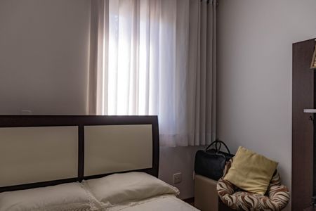 Apartamento à venda com 120m², 3 quartos e 2 vagas Apartamento à venda com 120m², 3 quartos e 2 vagasQuarto 2