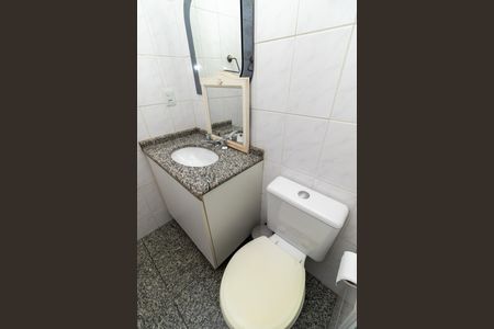 Apartamento à venda com 55m², 2 quartos e 2 vagas Apartamento à venda com 55m², 2 quartos e 2 vagasBanheiro