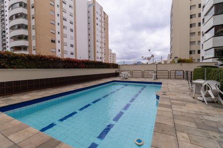 Apartamento à venda com 55m², 2 quartos e 2 vagas Apartamento à venda com 55m², 2 quartos e 2 vagasÁrea Comum - Piscina