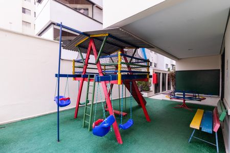 Apartamento à venda com 55m², 2 quartos e 2 vagas Apartamento à venda com 55m², 2 quartos e 2 vagasÁrea Comum - Playground