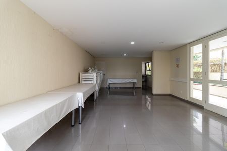 Apartamento à venda com 55m², 2 quartos e 2 vagas Apartamento à venda com 55m², 2 quartos e 2 vagasÁrea Comum - Salão de Festas