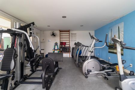 Apartamento à venda com 55m², 2 quartos e 2 vagas Apartamento à venda com 55m², 2 quartos e 2 vagasÁrea Comum - Academia