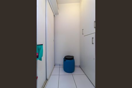 Apartamento à venda com 131m², 3 quartos e 2 vagas Apartamento à venda com 131m², 3 quartos e 2 vagasÁrea de Serviço