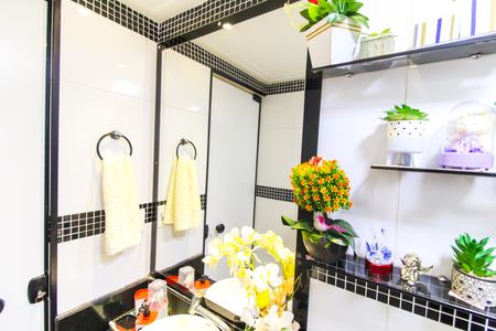 Apartamento à venda com 67m², 2 quartos e sem vaga Apartamento à venda com 67m², 2 quartos e sem vagaBanheiro