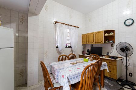 Casa à venda com 130m², 3 quartos e 3 vagas Casa à venda com 130m², 3 quartos e 3 vagasCozinha