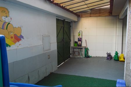 Casa de condomínio à venda com 95m², 5 quartos e 1 vagaGaragem