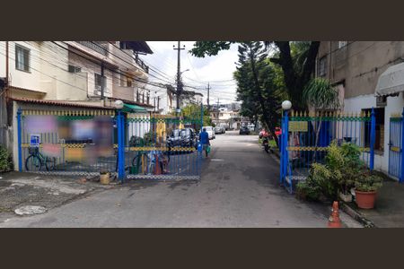 Casa de condomínio à venda com 95m², 5 quartos e 1 vagaFachada