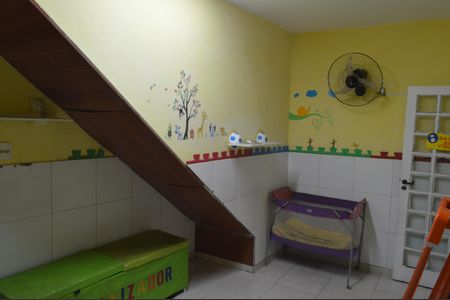 Casa de condomínio à venda com 95m², 5 quartos e 1 vagaQuarto 3