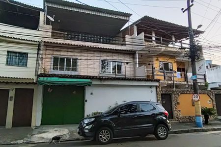 Casa de condomínio à venda com 95m², 5 quartos e 1 vagaFachada 