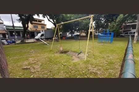 Casa de condomínio à venda com 95m², 5 quartos e 1 vagaÁrea comum - Playground