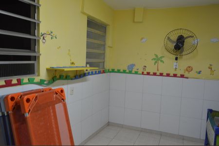 Casa de condomínio à venda com 95m², 5 quartos e 1 vagaQuarto 3