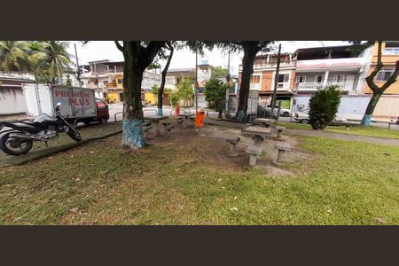 Casa de condomínio à venda com 95m², 5 quartos e 1 vagaÁrea comum