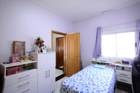 Casa de condomínio à venda com 160m², 3 quartos e 2 vagasQuarto