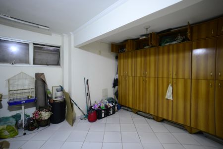 Casa de condomínio à venda com 160m², 3 quartos e 2 vagasQuarto de Serviço 1